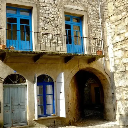 Apartment Inviting Medieval 1-Bed Apartment In Sauve