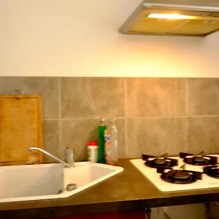 Apartment Inviting Medieval 1-Bed Apartment In Sauve